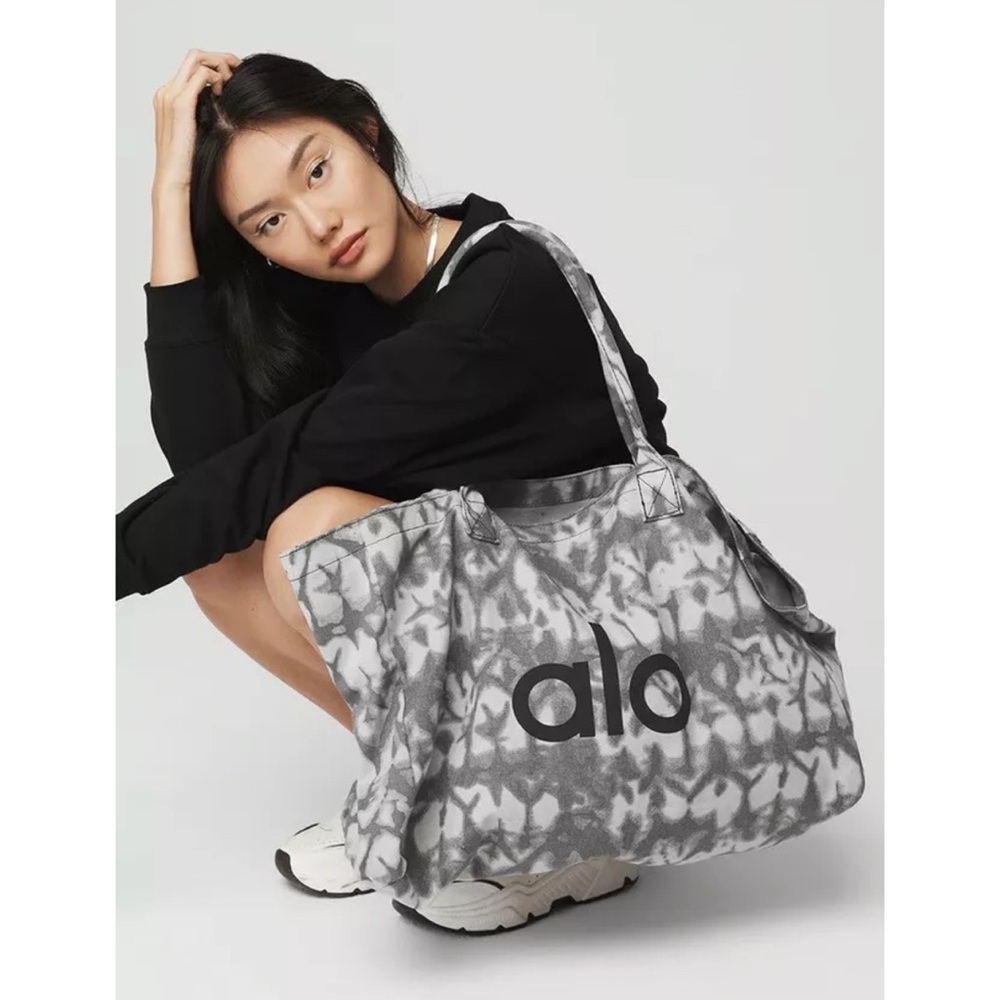 Alo Fabric Shopping Tote Bag
